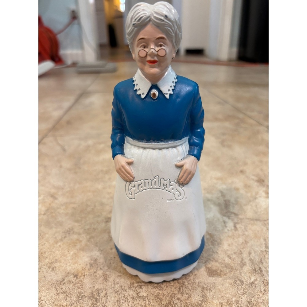 Vintage GrandMa's Cookies Advertising Coin Bank Niagara Plastics 1980's 7.5"